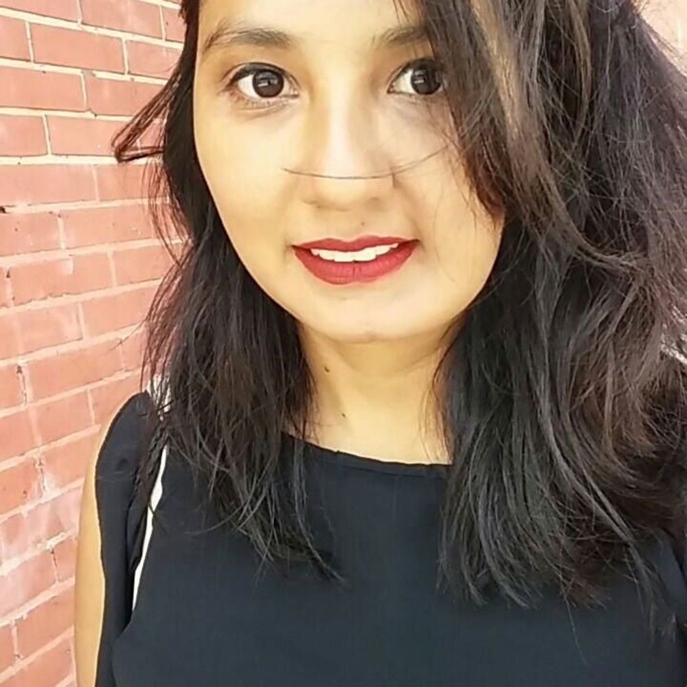 Meet your Posher, Cynthia
